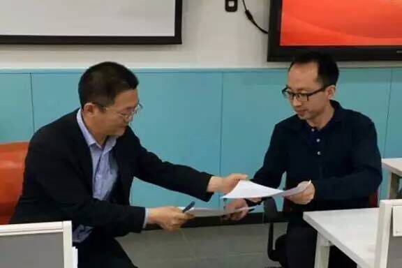 精藝達與北京語言大學(xué)高翻學(xué)院簽訂合作協(xié)議